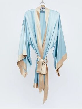 Branche 100% Silk Robe Medium NWT Geisha Kimono Luxury New Blue Toffee ***